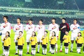 30次三双历史第三人！字母利拉德缺阵，约基奇复出，狂轰39+10+10