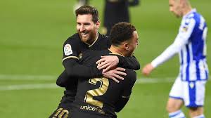 她近年来在 她近年来在