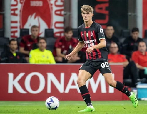 适应赛场变 适应赛场变