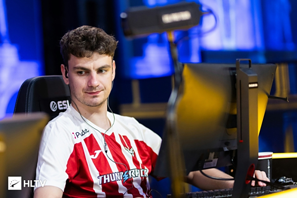 灵敏地抓住 灵敏地抓住