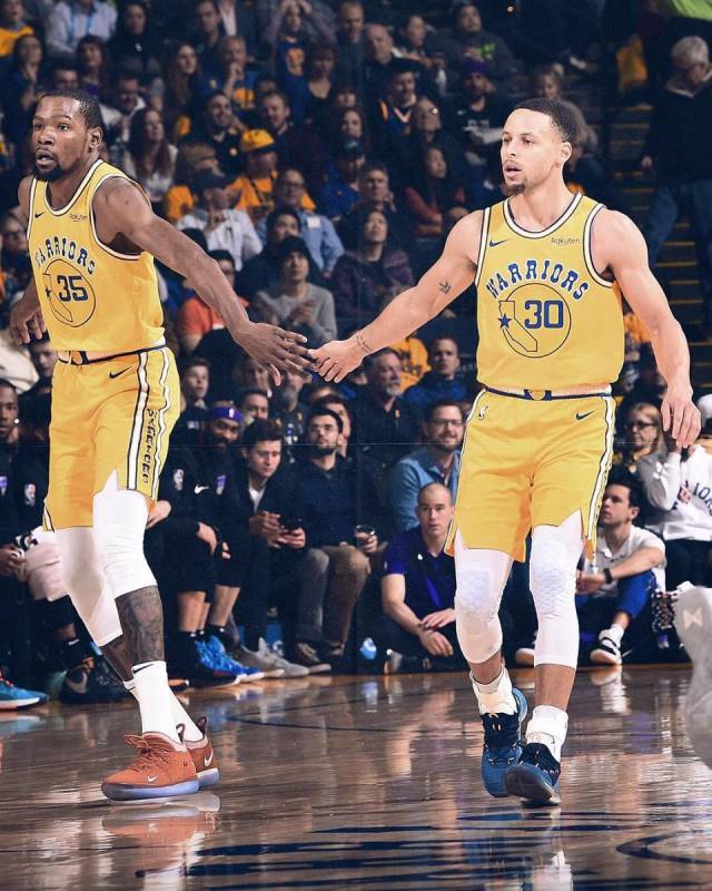 在接球前 在接球前