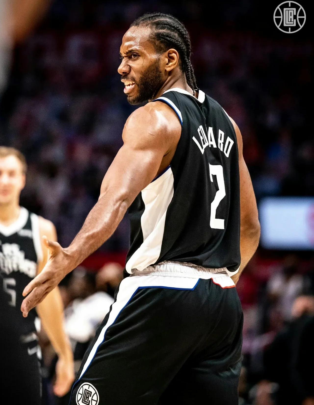 暖对拍卖并